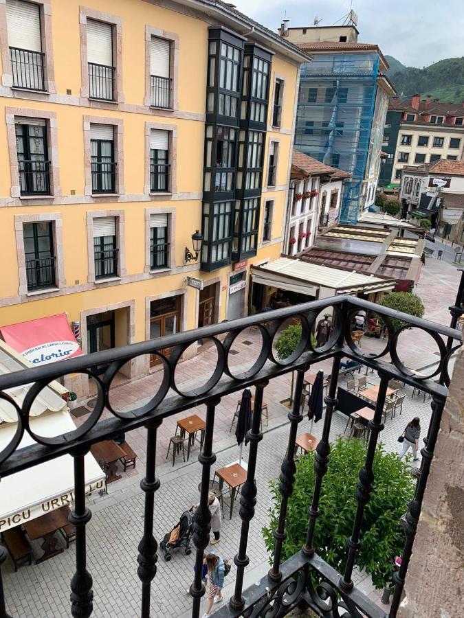 Hotel Los Robles Onís Kültér fotó